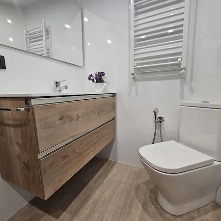 R2R - Apartamento Moderno De 3 Dormitorios - 1A111 Gijón
